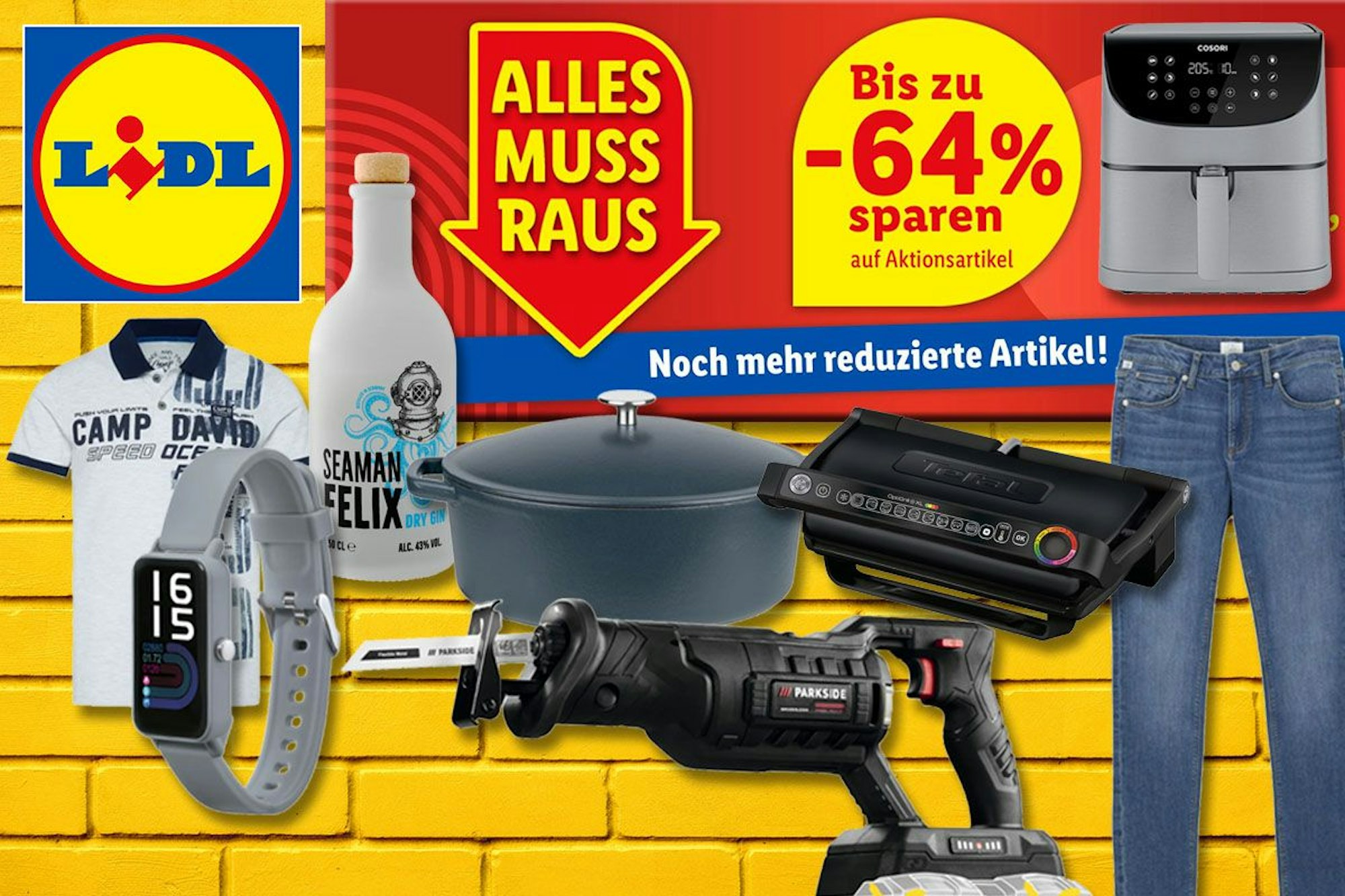 Produkte im Lidl „Alles muss raus“ Sale wie Cosori Heißluftfitteuse, Tefal Optigrill, Parkside Werkzeug, Camp David Shirt vor gelber Backsteinwand.