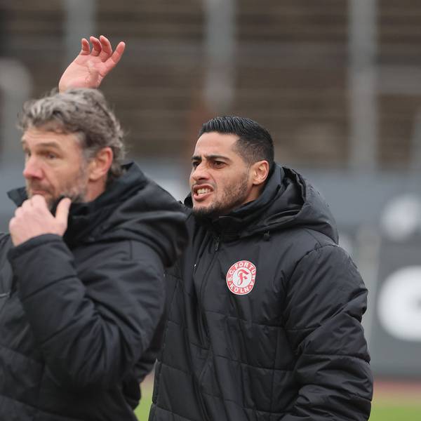 SC Fortuna Köln vs. SC Paderborn II, 4.Liga,
von links: Markus von Ahlen, Hamdi Dahmani (Fortuna), 04.02.2024, Bild: Herbert Bucco