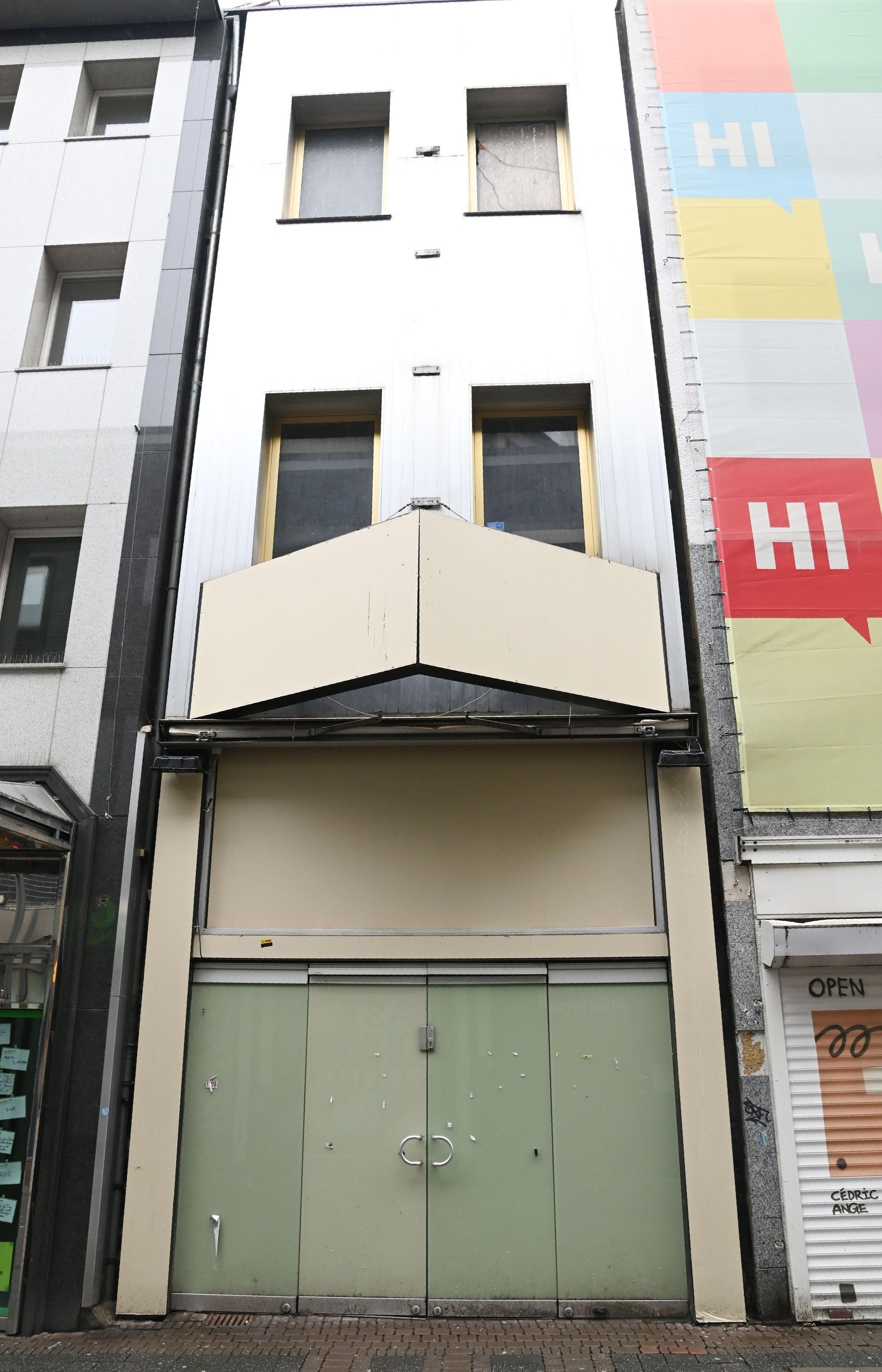 Auch im Knick zur Schildergasse stehen einige Läden leer, sie sollen saniert werden.