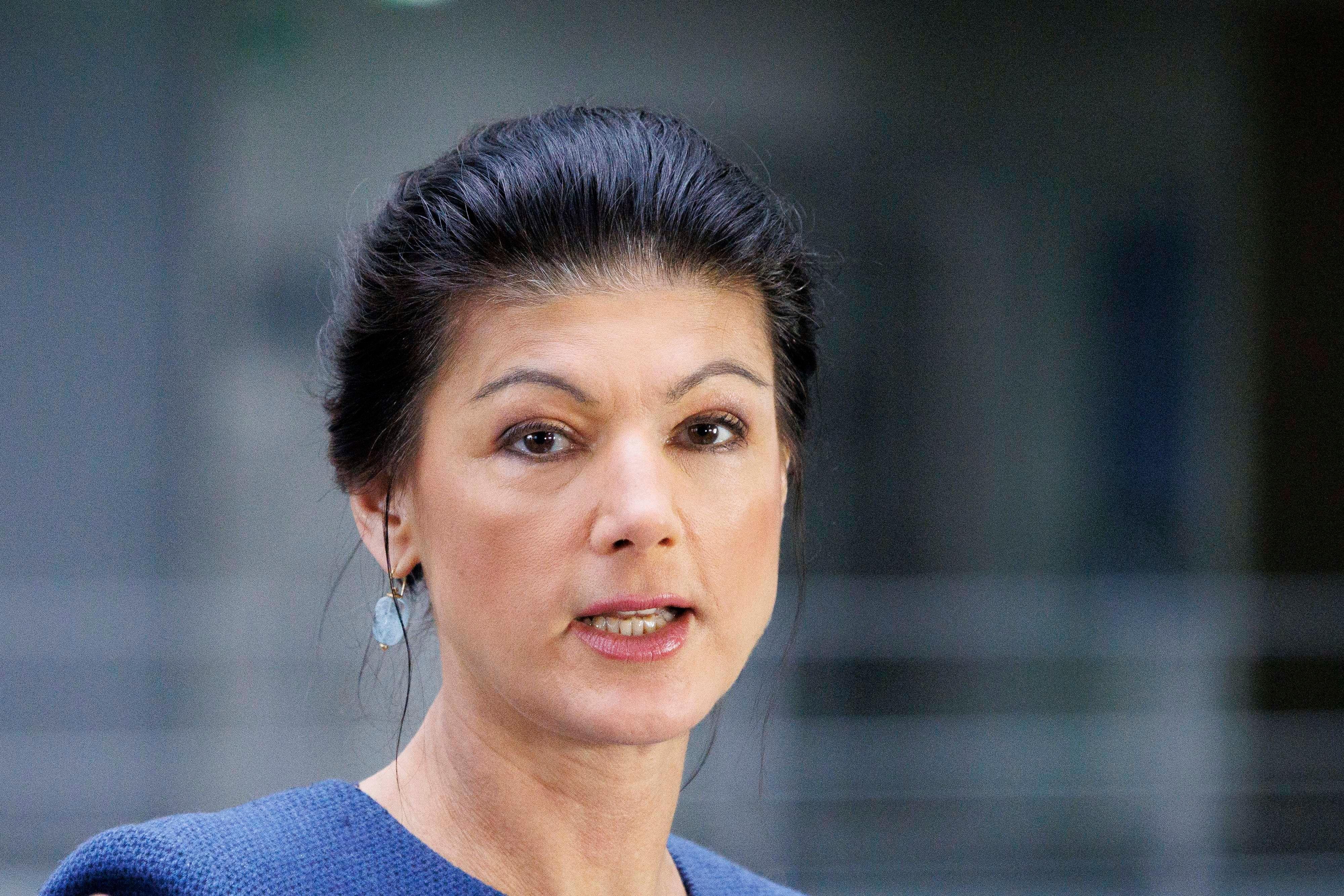 Emp rung ber Wagenknecht Verbrecherisch Und Loser Philosophie emp-rung-ber-wagenknecht-verbrecherisch-und-loser-philosophie
