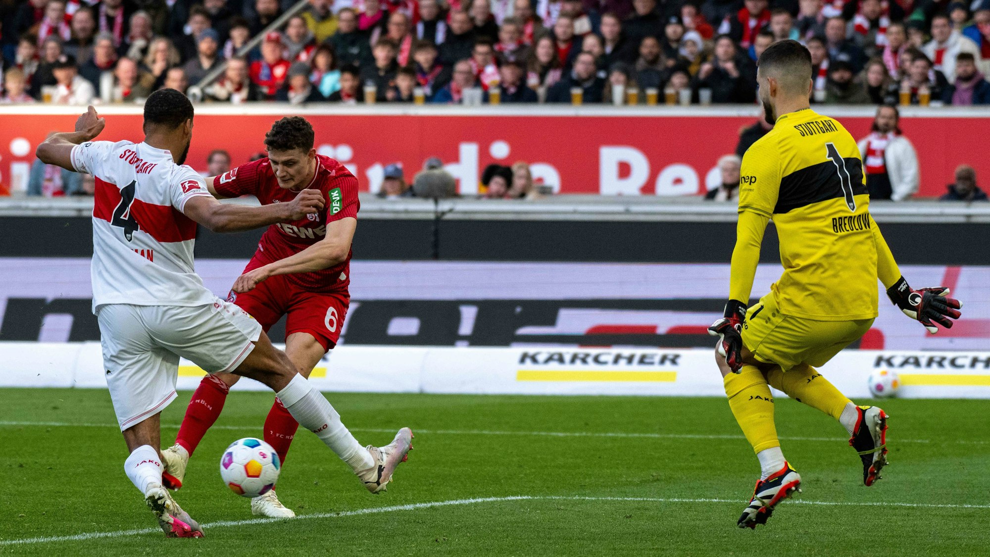 Martel schießt und trifft