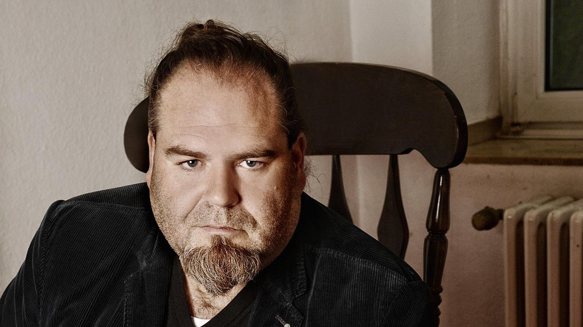 Autor Christian Linker aus Leverkusen hat einen neuen Roman veröffentlicht: „Wenn die Welt unsere wäre“.