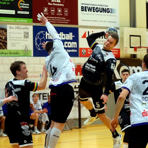17.02.2024, Handball-Opladen - Hanau
mitte: Maurice Meurer (Opladen)
Foto: Uli Herhaus