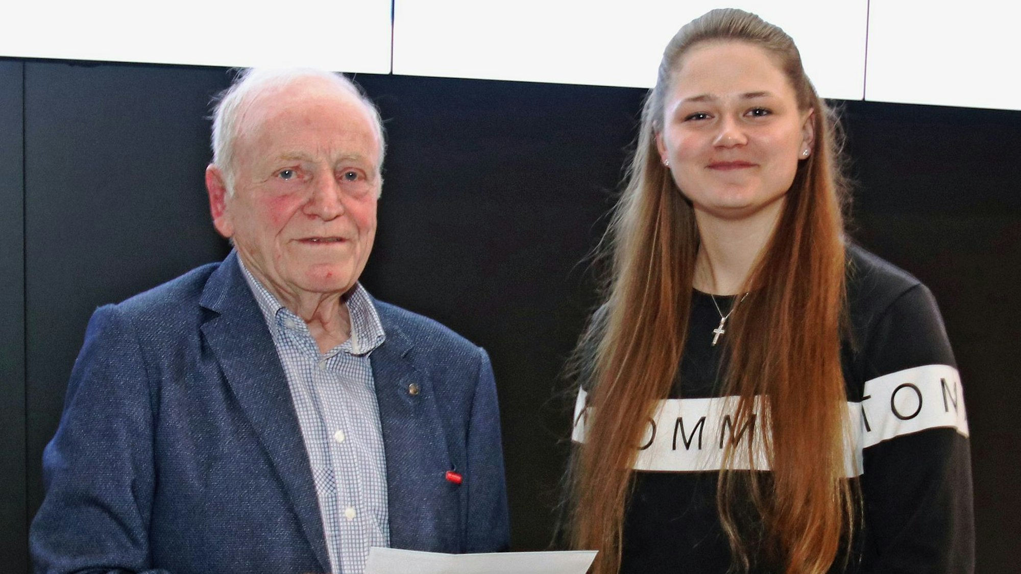 Auf dem Bild ist die Innungsbeste zu sehen.