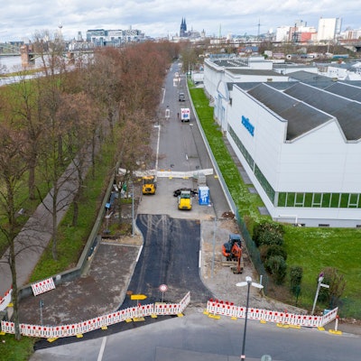 Baustelle auf der Alfred-Schütte-Allee von oben.