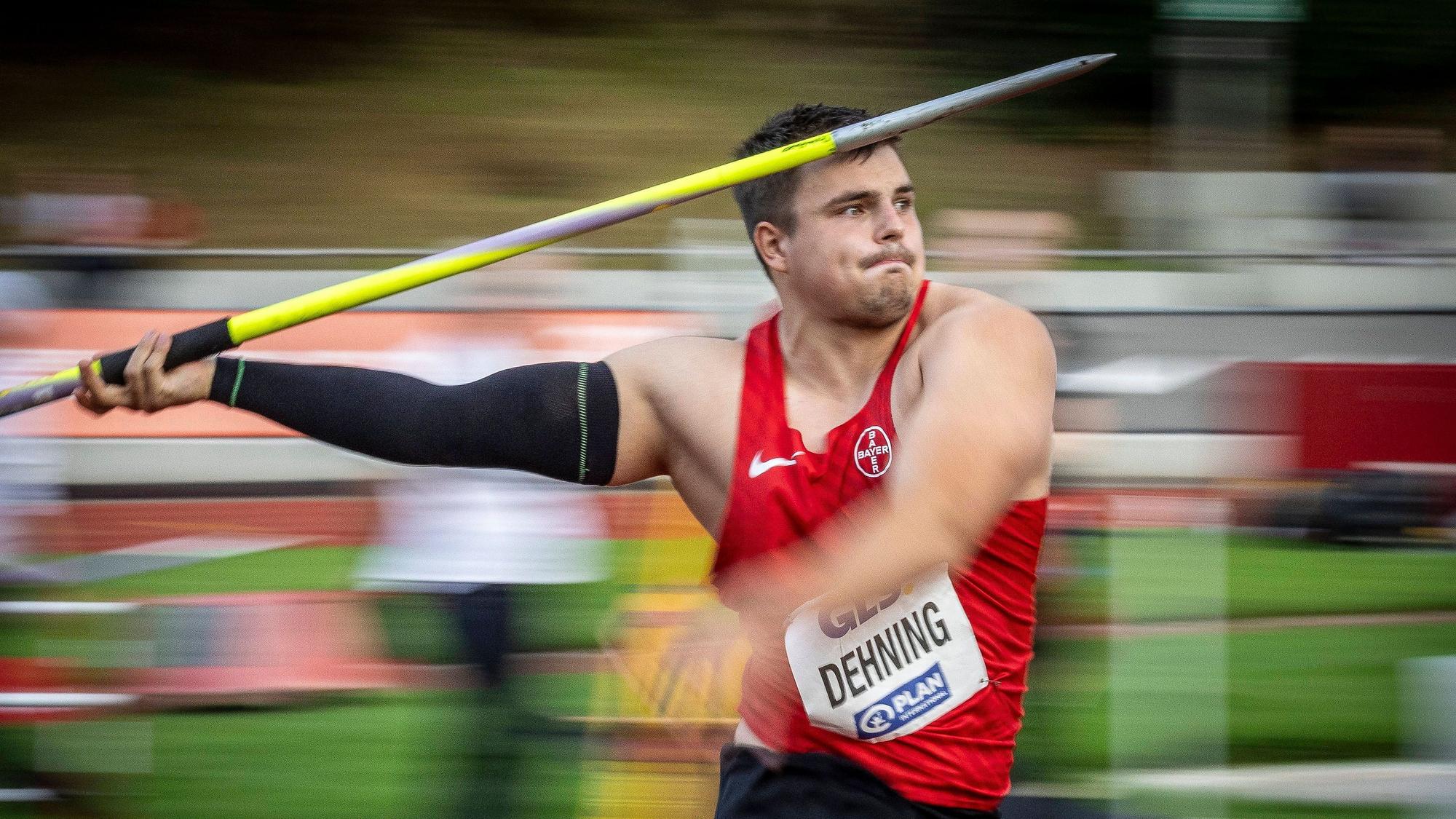 Sport Bilder des Tages TrueAthletes Classics 2023 Leverkusen, 29.07.2023 Max Dehning TSV Bayer 04 Leverkusen im Rahmen der TrueAthletes Classics 2023 am 29.07.2023 auf der Fritz-Jacobi-Anlage in Leverkusen. *** TrueAthletes Classics 2023 Leverkusen, 29 07 2023 Max Dehning TSV Bayer 04 Leverkusen during the TrueAthletes Classics 2023 on 29 07 2023 on the Fritz Jacobi course in Leverkusen Copyright: xBEAUTIFULxSPORTS/AxelxKohringx