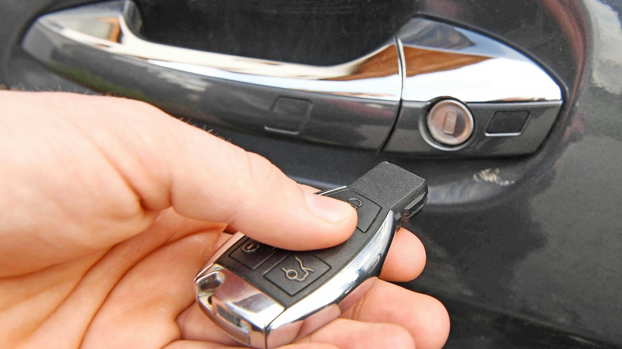 Der „Keyless-Go“ Schlüssel eines Geländewagens.