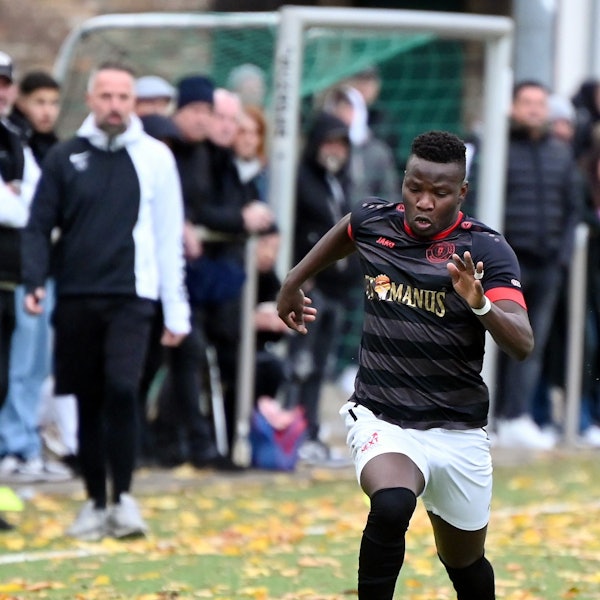 05.11.2023,-Fussball-SpVg. Porz - Fortuna Köln II
Amadou Camara (Porz)
Foto: Uli Herhaus