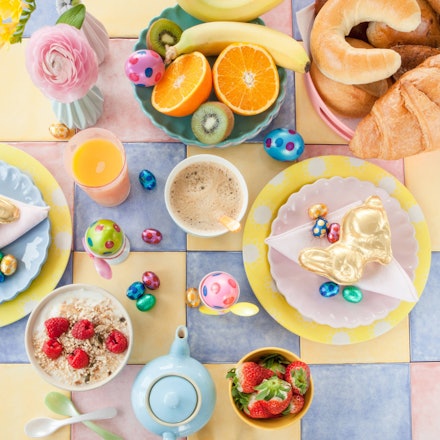 Frisches Brot und Gebäck an Ostern