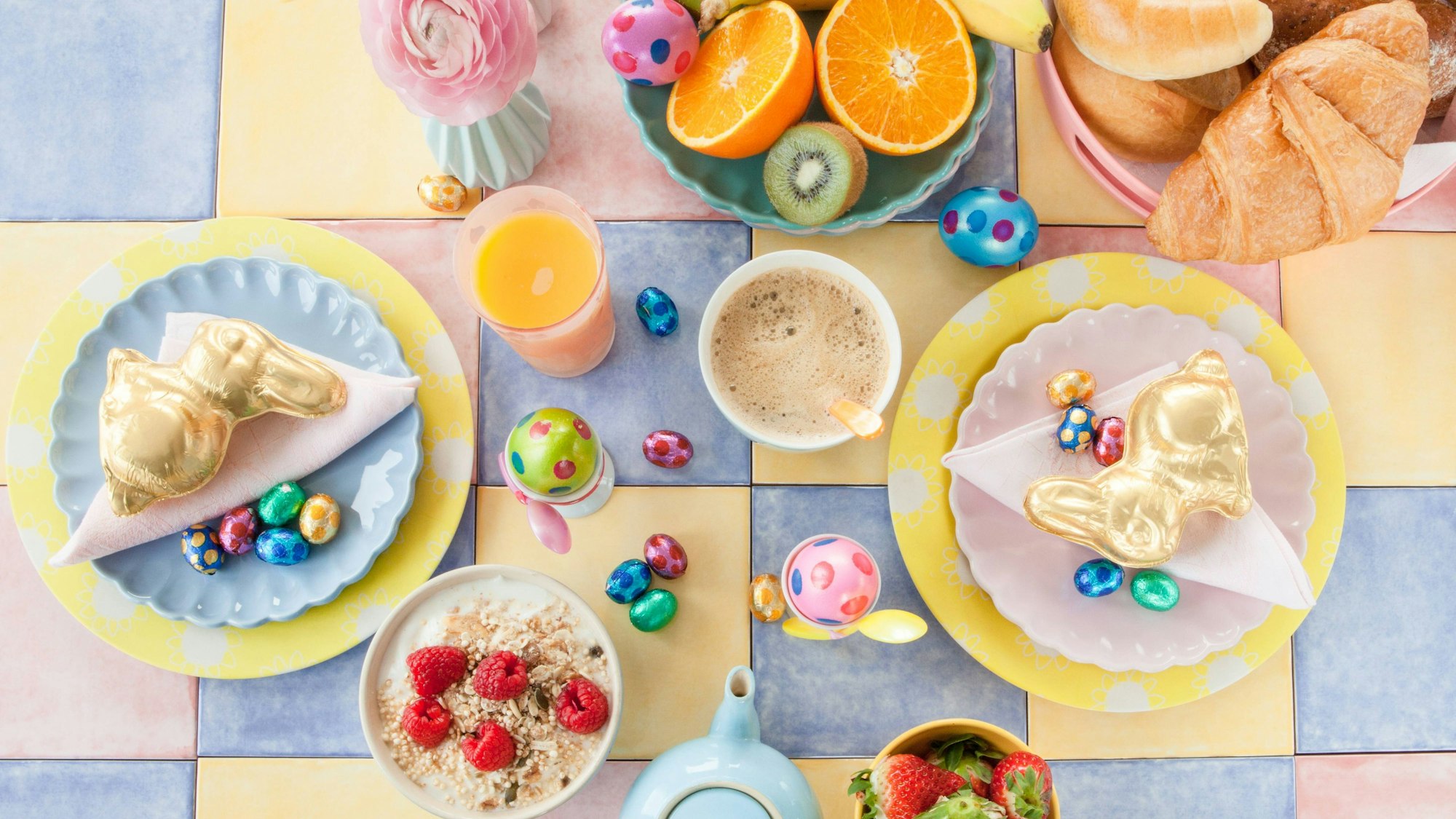 Frisches Brot und Gebäck an Ostern