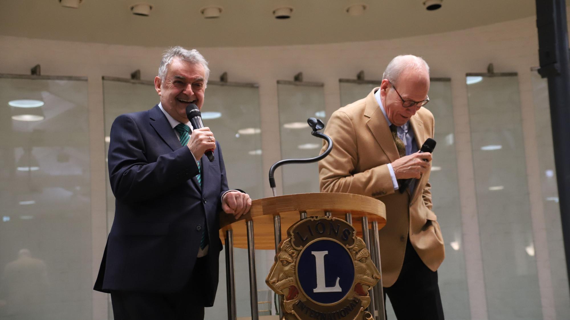 Michael Jäger (r.) hatte den Innenminister des Landes nach Hennef geholt.