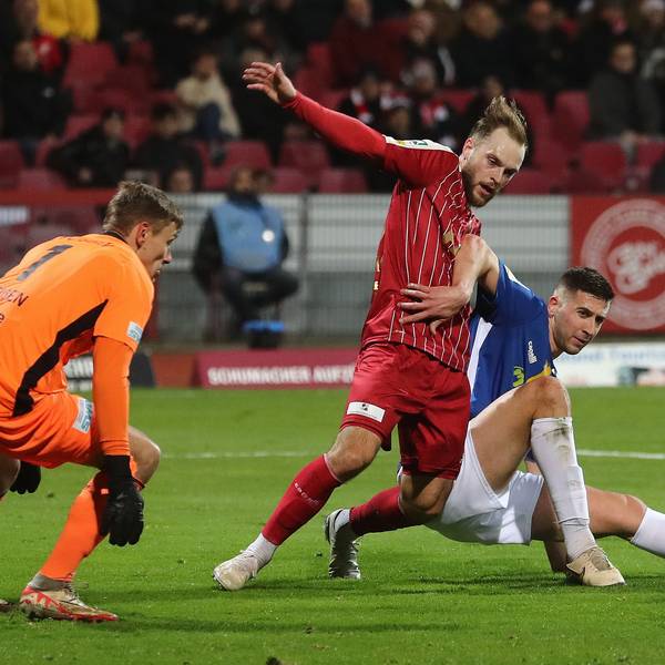 SC Fortuna Köln vs. 1. FC Düren, Mittelrheinpokal, Bitburger Pokal, Mitte: Adrian Stanilewicz, (Fortuna), 27.02.2024, Bild: Herbert Bucco