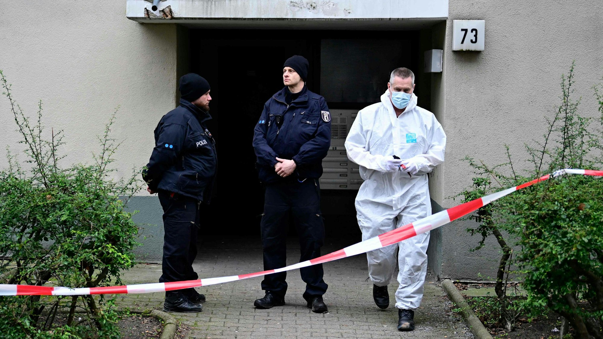 In diesem Gebäude wohnte Daniela Klette unter dem Namen Claudia Ivone offenbar rund 20 Jahre. Aufgefallen ist das niemandem.