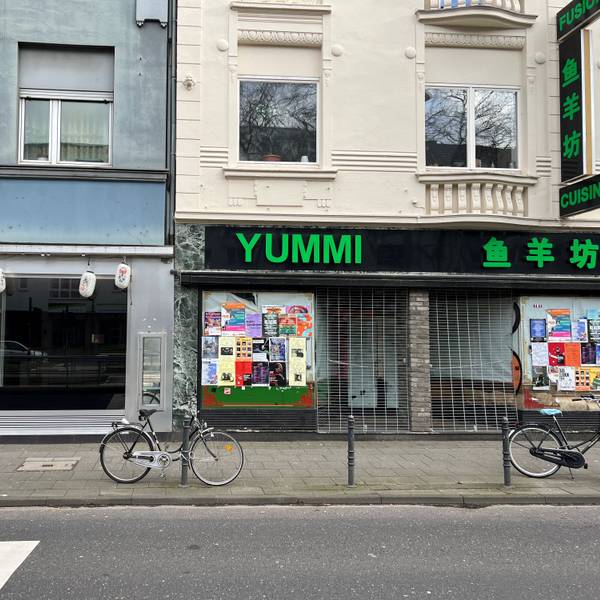 Häuserfassade an der Luxemburgerstraße in Köln