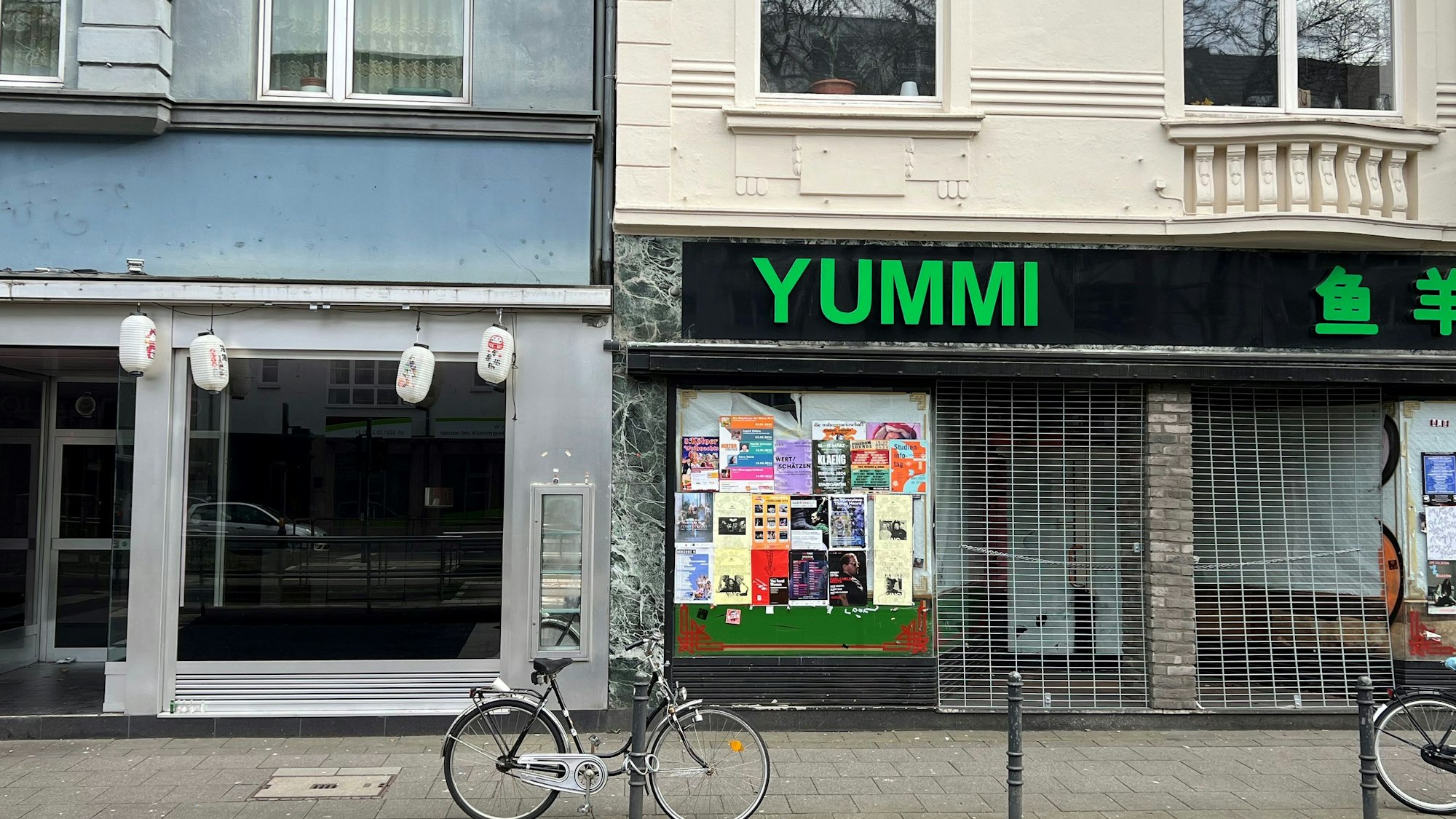 Häuserfassade an der Luxemburgerstraße in Köln