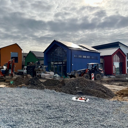 Die Kita des Roten Kreuzes in Sträßchen, rund zwei Monate vor der Fertigstellung.