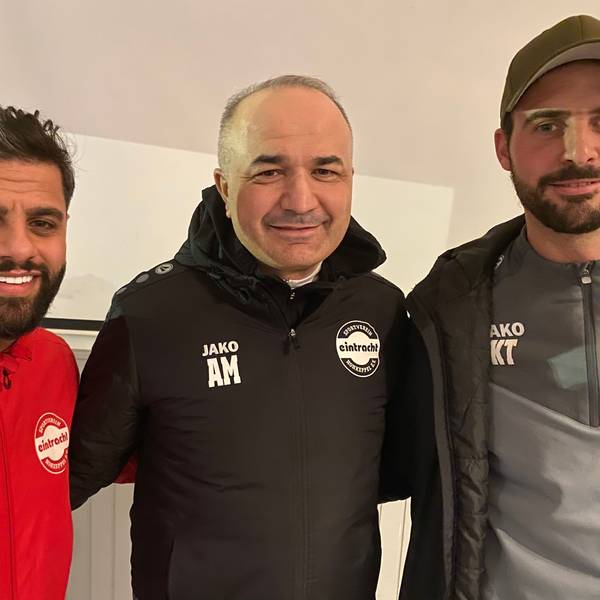 Co-Trainer Amir Ali Mostowfi, Trainer Mutlu Demir und der sportliche Leiter Kevin Theisen (von links).
