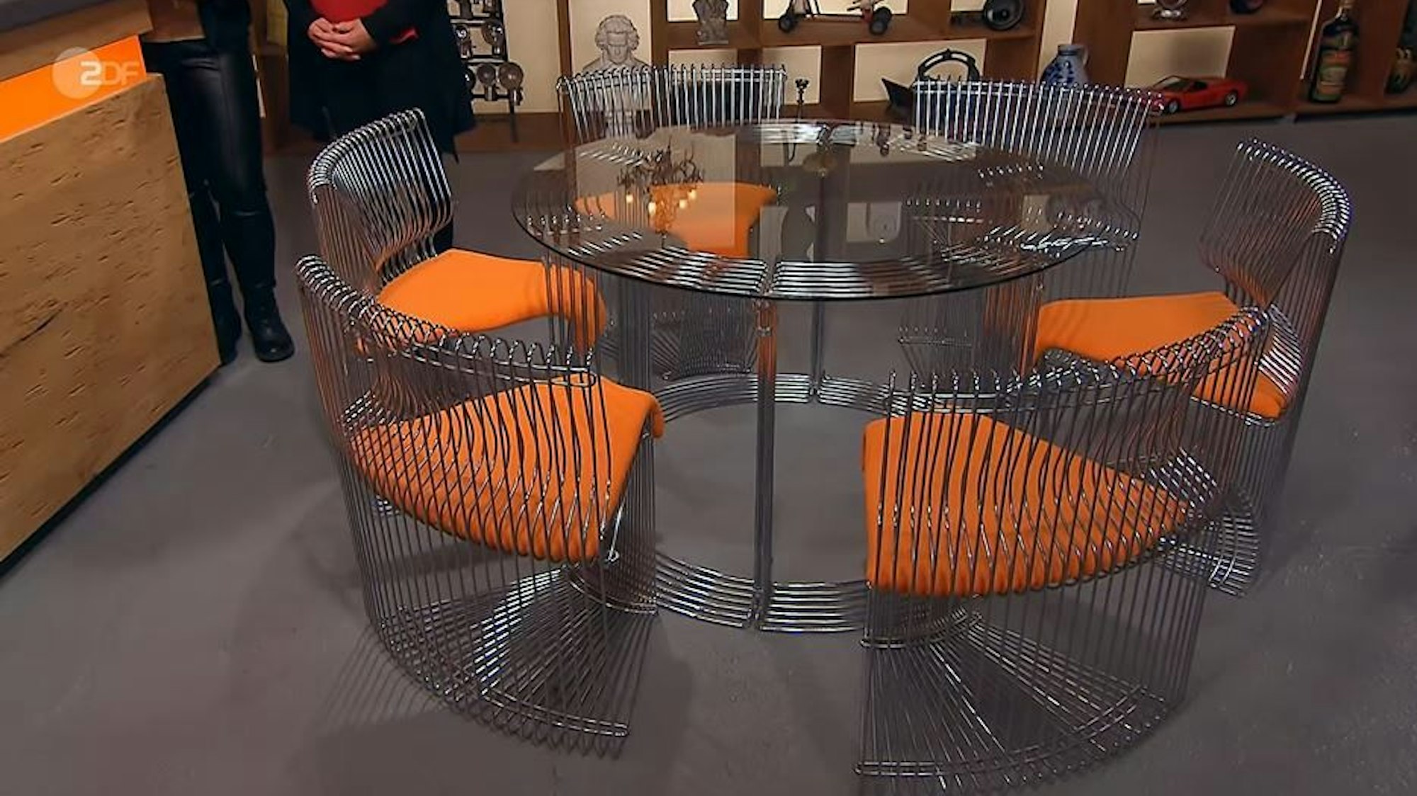 Die Sitzgruppe „Pantonova“ sorgte schließlich für eine Bieterschlacht bei „Bares für Rares“.