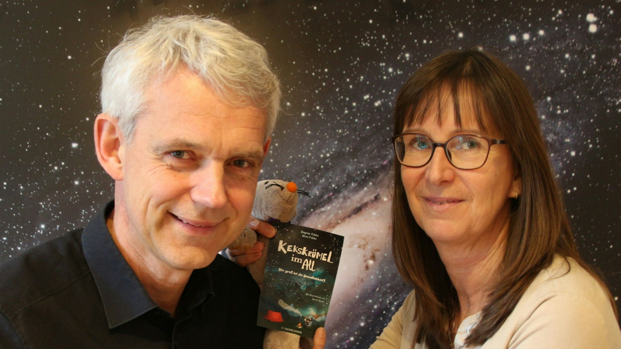 Auf dem Bild sind Heino und Dagmar Falcke zu sehen.