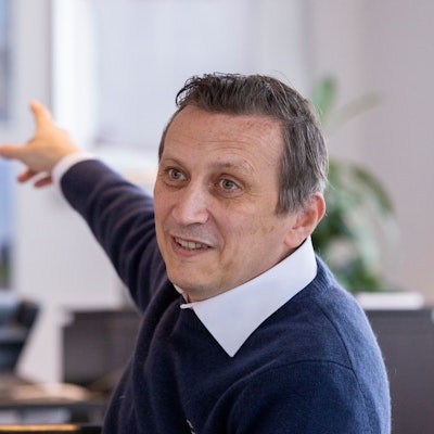 Lionel Souque, Chef von Rewe, spricht im Interview über Lebensmittelpreise, vegane Kunden und den Klassenerhalt beim 1. FC Köln.