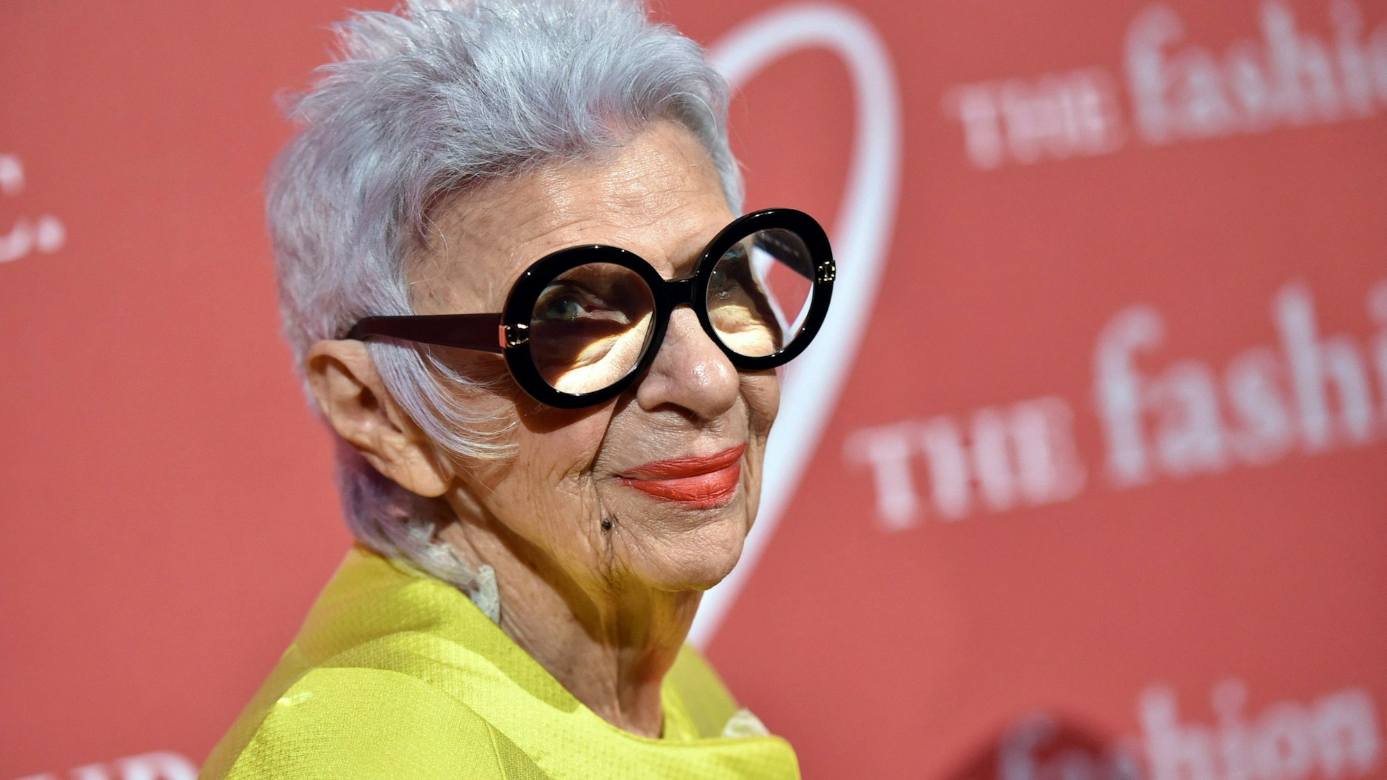Iris Apfel 2016 bei der Night of Stars Gala der Fashion Group International im Cipriani Wall Street.