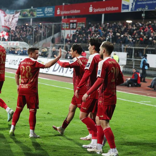 SC Fortuna Köln vs. 1. FC Düren, Mittelrheinpokal, Bitburger Pokal, Jubel nach dem Tor zum 1:0 durch Leon Demaj
(Fortuna), 27.02.2024, Bild: Herbert Bucco