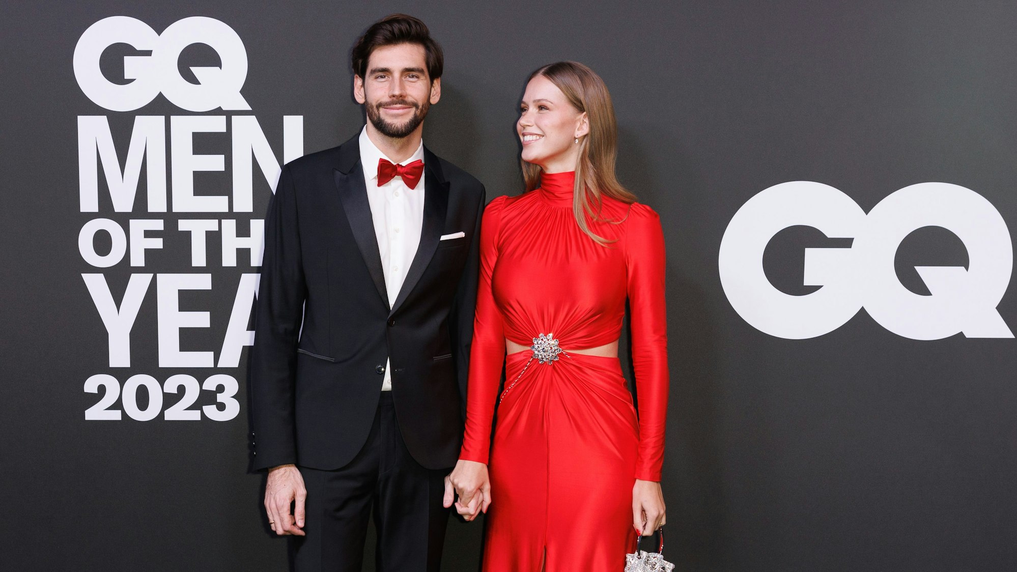 Alvaro Soler und Melanie Kroll bei den 25. GQ Men of the Year Awards 2023