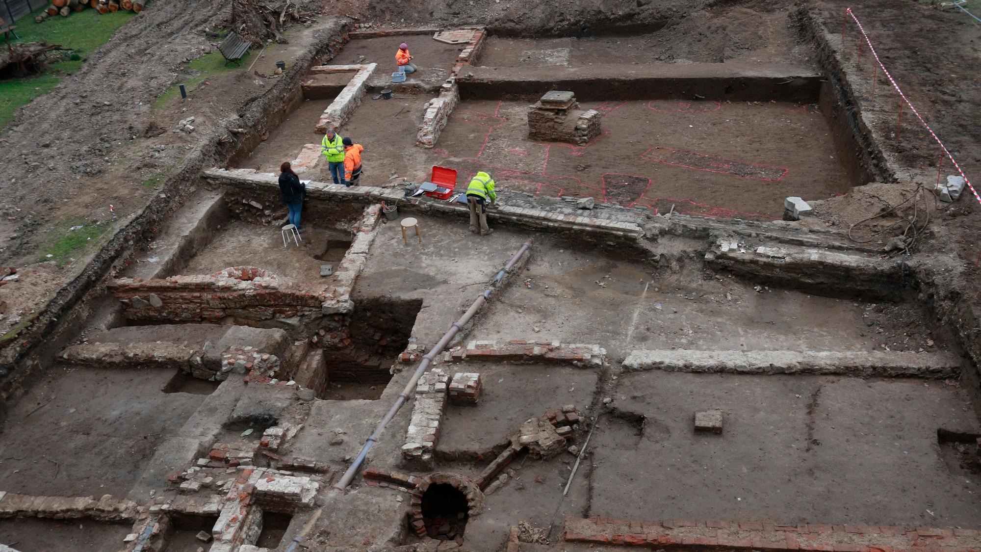 An St. Barbara im Kartäuserkloster sind im Rahmen der Bauarbeiten vom Campus Kartause archäologischen Ausgrabungen entdeckt wurden.