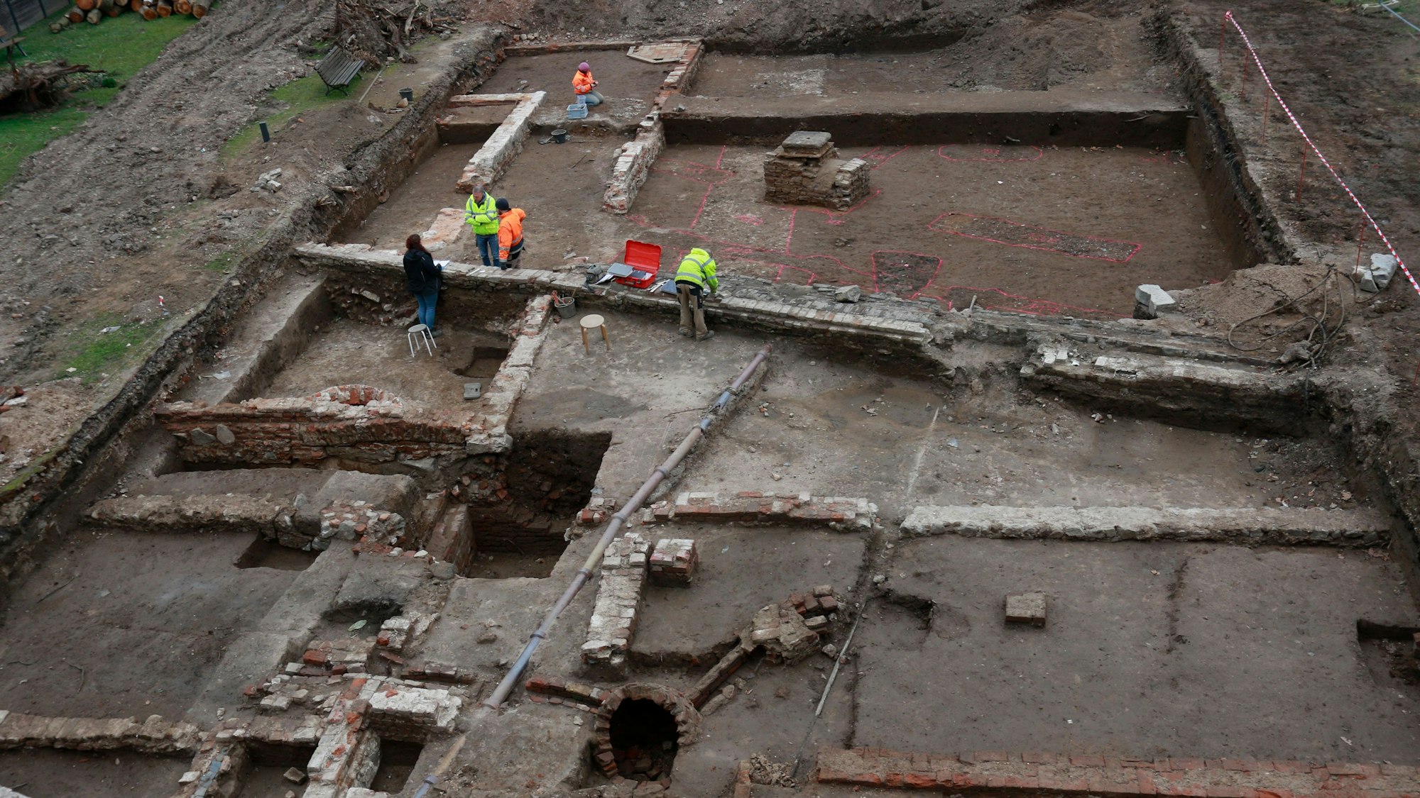 An St. Barbara im Kartäuserkloster sind im Rahmen der Bauarbeiten vom Campus Kartause archäologischen Ausgrabungen entdeckt wurden.