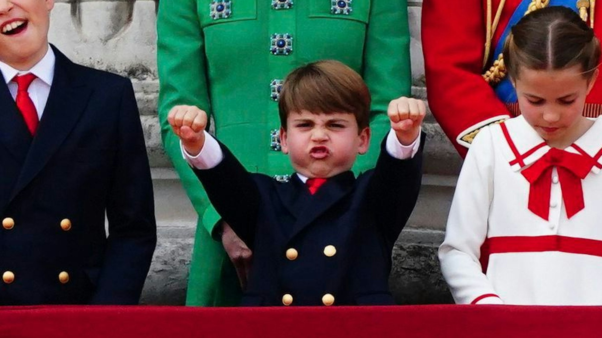 Prinz Louis ist auch bei öffentlichen Auftritten für seine Späße bekannt.