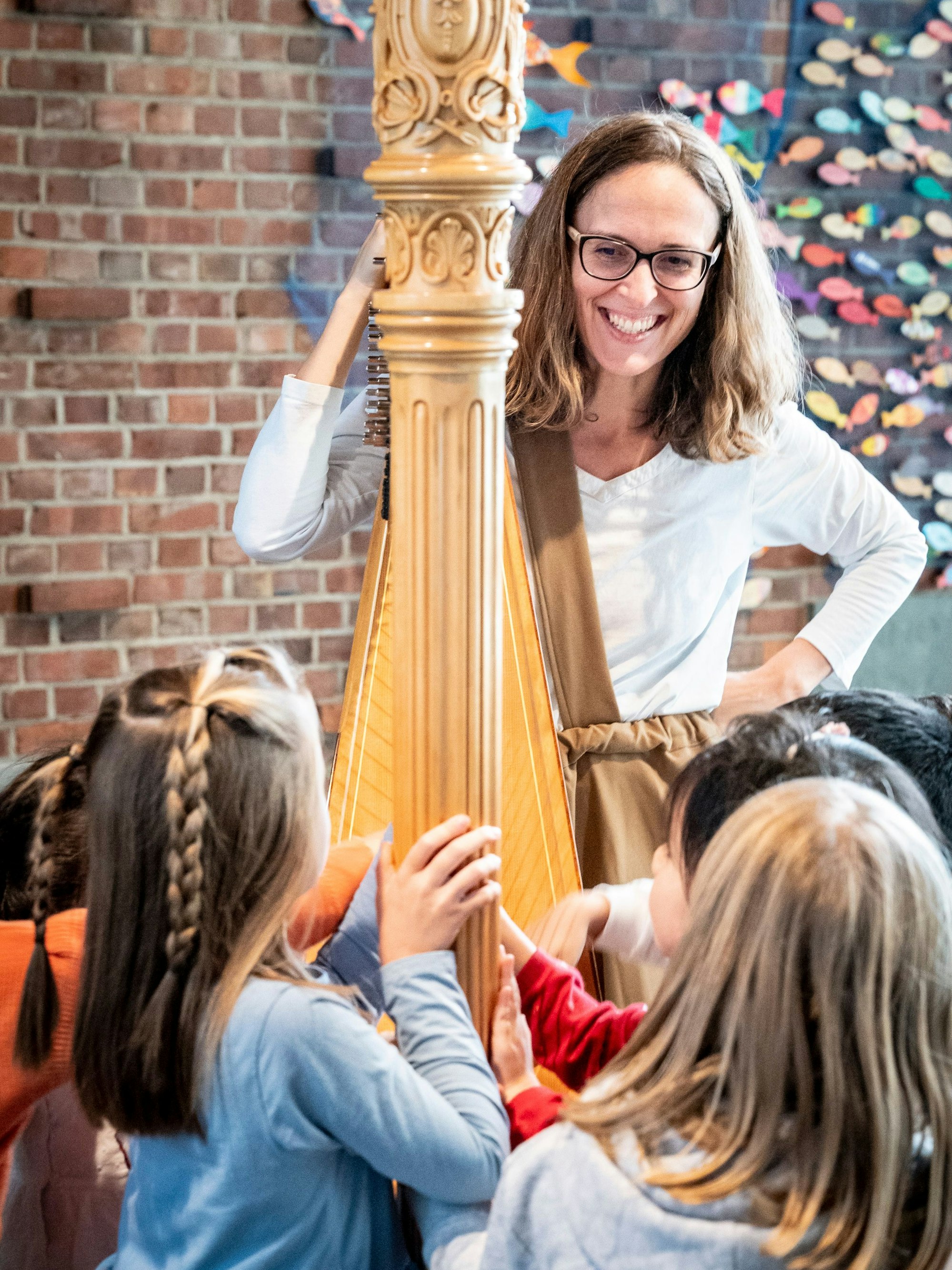 Wie im vergangenen Jahr wird das Gürzenich-Orchester Kindergartenkinder mit Unterwegskonzerten begeistern.
