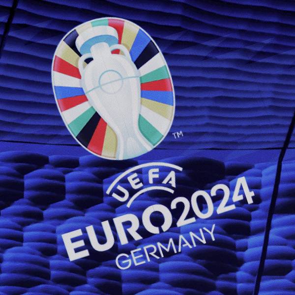 ARCHIV - 02.12.2023, Hamburg: Fußball: Das Logo der Euro 2024. Foto: Christian Charisius/dpa