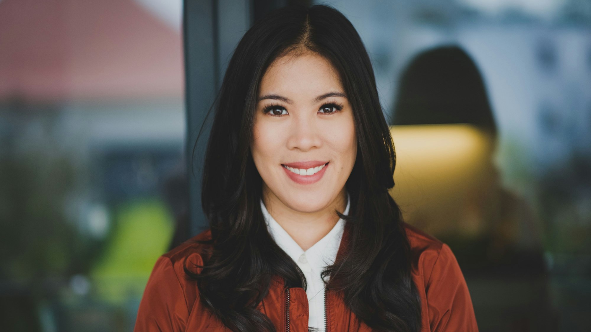 Mai Thi Nguyen-Kim, Wissenschaftsjournalistin und Chemikerin, Porträtfoto