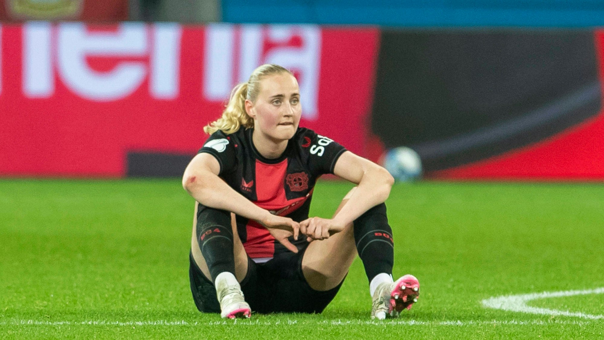 DFB Pokal der Frauen: Bayer 04 Leverkusen - SGS Essen, 05.03.2024 Emilie Bragstad Bayer 04 Leverkusen, 14 enttäuscht. DFB Pokal der Frauen, Bayer 04 Leverkusen - SGS Essen, Viertelfinale, am 05.03.2024, BayArena, Leverkusen DFL regulations prohibit any use of photographs as image sequences and/or quasi-video *** DFB Pokal der Frauen Bayer 04 Leverkusen SGS Essen, 05 03 2024 Emilie Bragstad Bayer 04 Leverkusen, 14 disappointed DFB Pokal der Frauen, Bayer 04 Leverkusen SGS Essen, Viertelfinale, am 05 03 2024, BayArena, Leverkusen DFL regulations prohibit any use of photographs as image sequences and or quasi video Copyright: xBEAUTIFULxSPORTS/Meuselx