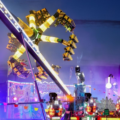 Die Kölner Herbstkirmes an der Deutzer Werft zieht jährlich mehr als 100.000 Besucher an (Archivbild).