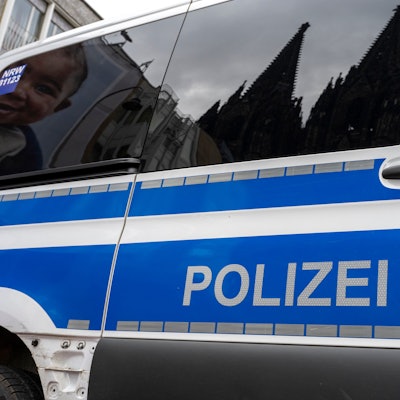 Die Polizei ist in der Innenstadt am Dom im Einsatz. (Symbolbild)