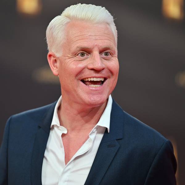 ARCHIV - 28.09.2023, Nordrhein-Westfalen, Köln: Guido Cantz kommt zur Verleihung der Deutschen Fernsehpreise 2023 ins Coloneum. Er ist ab Ende März als Moderator beim «Glücksrad» zu sehen (zu dpa: ««Glücksrad»-Start für Guido Cantz steht fest») Foto: Henning Kaiser/dpa +++ dpa-Bildfunk +++