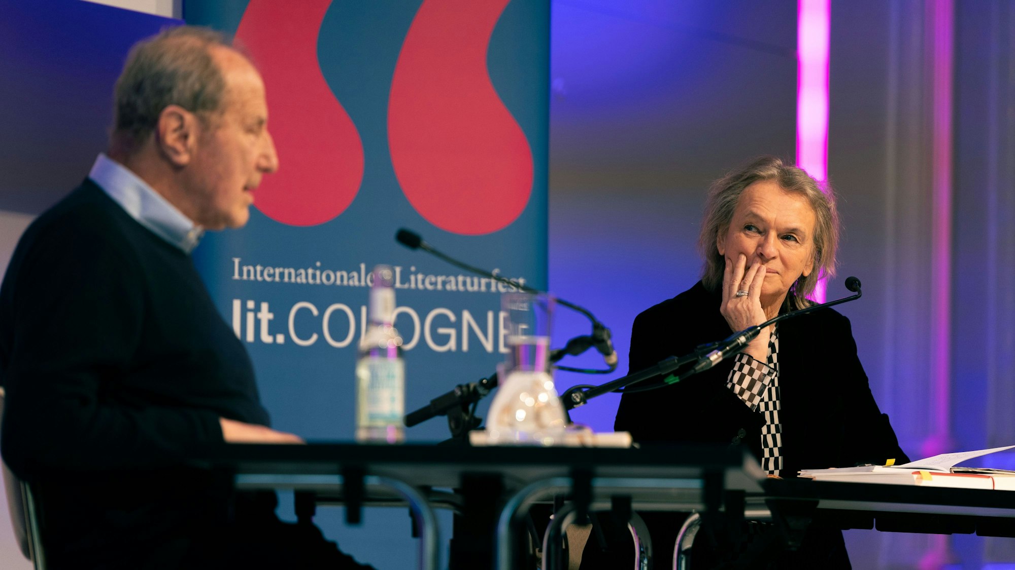 Elke Heidenreich und Michael Krüger bei der lit.Cologne.