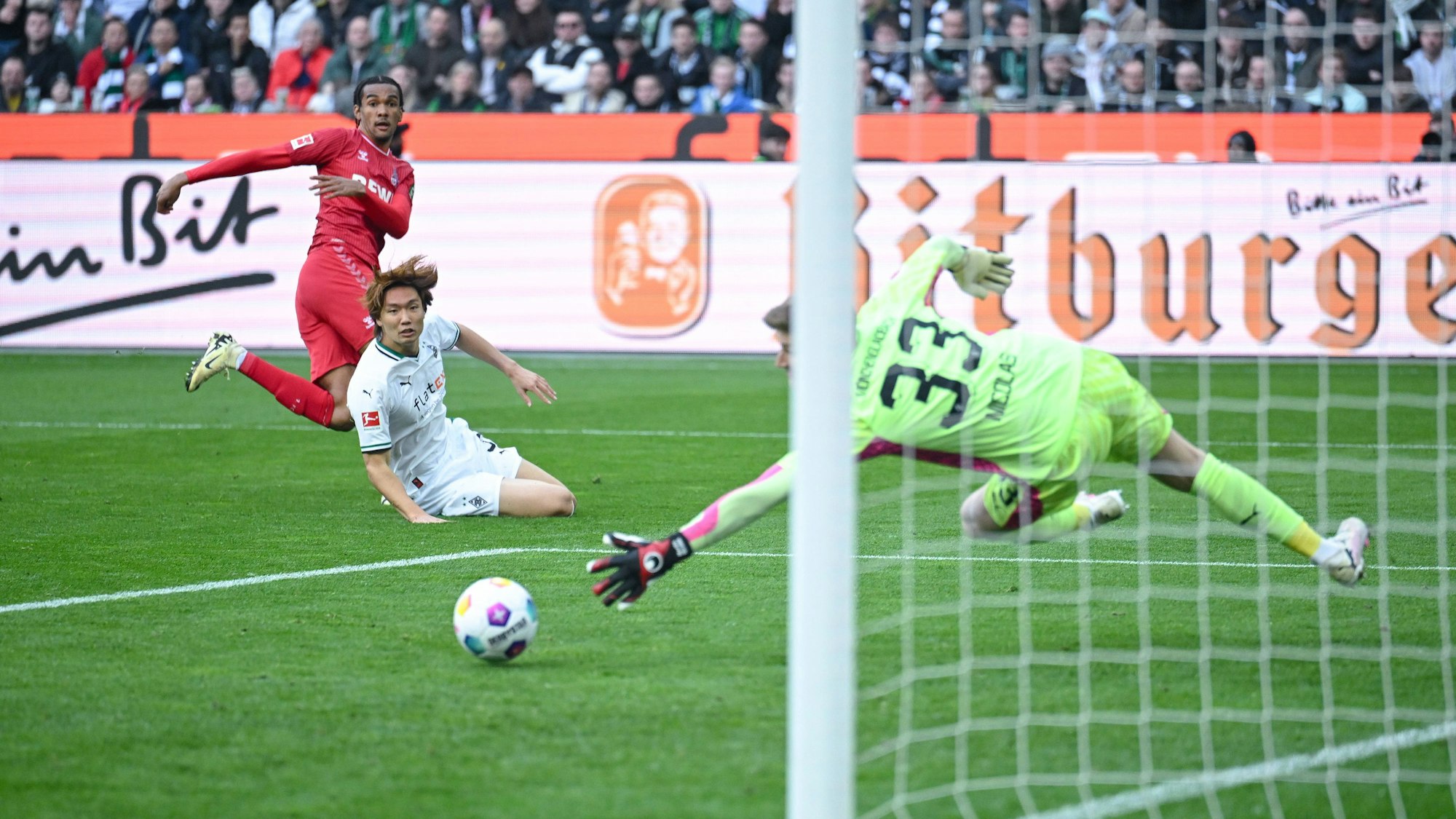 Damion Downs trifft in Galdbach zum ersten Mal in der Fußball-Bundesliga.