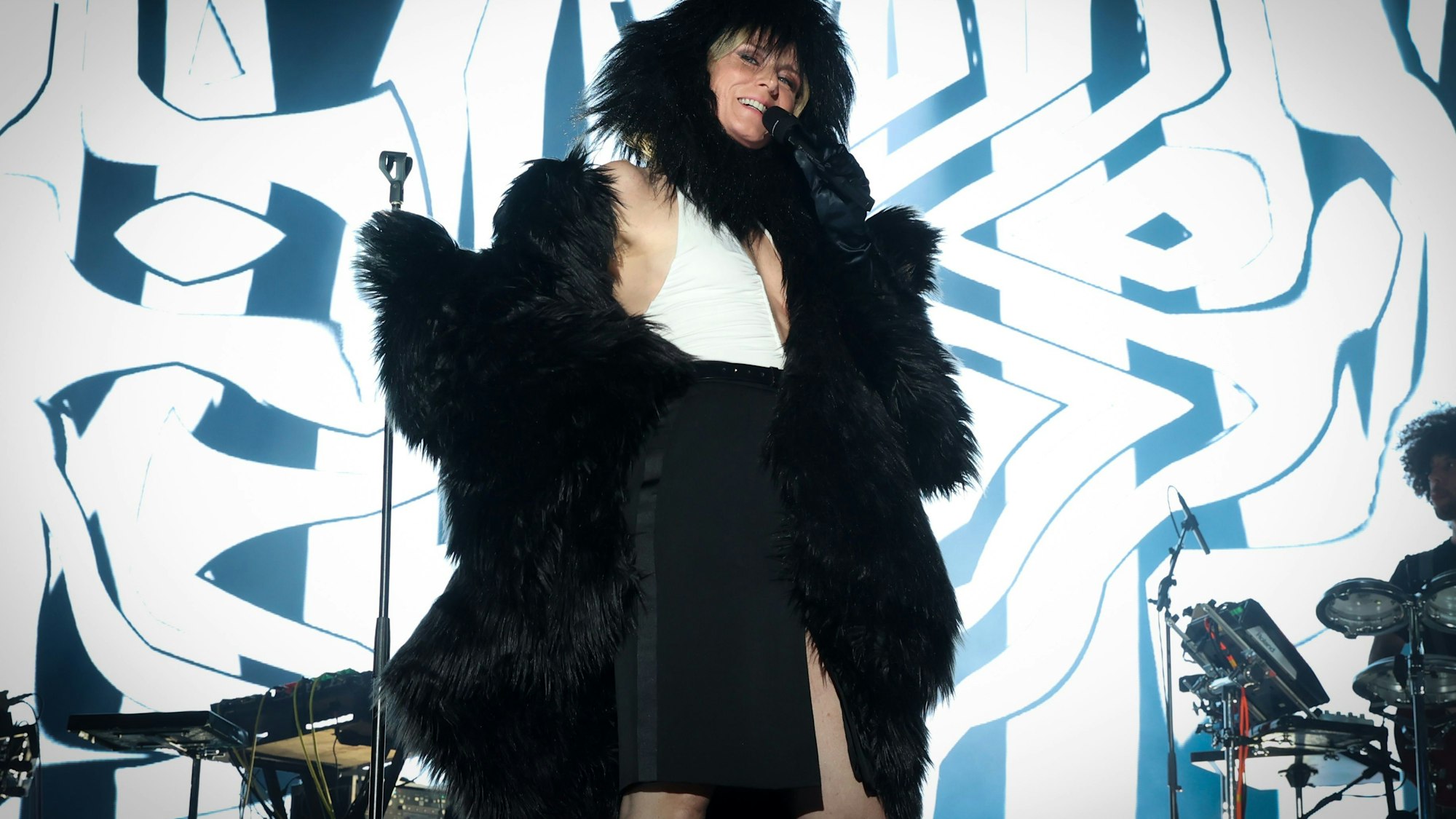 10.03.2024
Köln:
Die irische Musikerin Roisin Murphy (Róisín Murphy) tritt im Palladium auf.
Foto: Martina Goyert