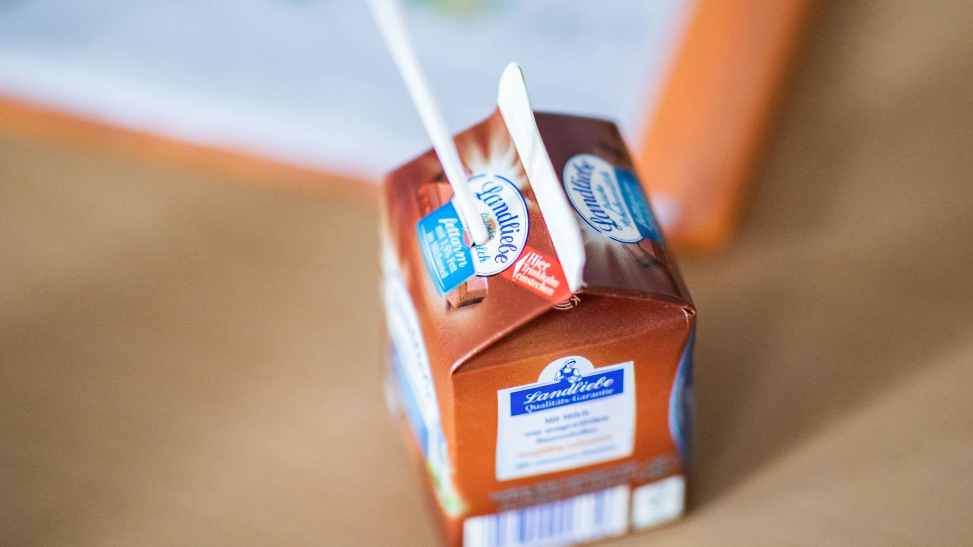 Früher wurde durch das Schulmilchprogramm auch Kakao gefördert. Doch die EU hat die Förderung verboten. Zu sehen ist eine Kakao-Trinktüte.