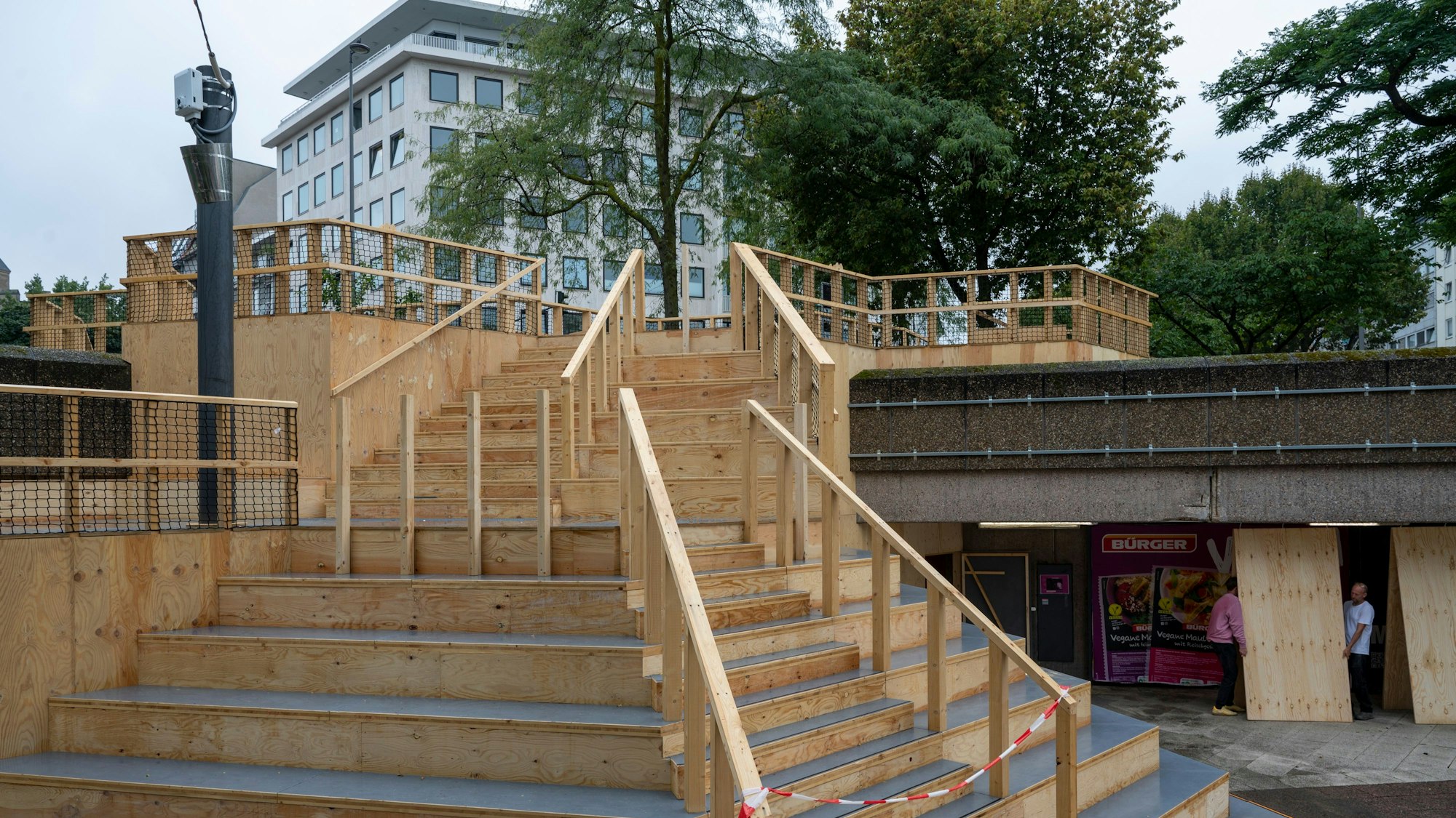 Die im Herbst eröffnete Freitreppe am Ebertplatz.