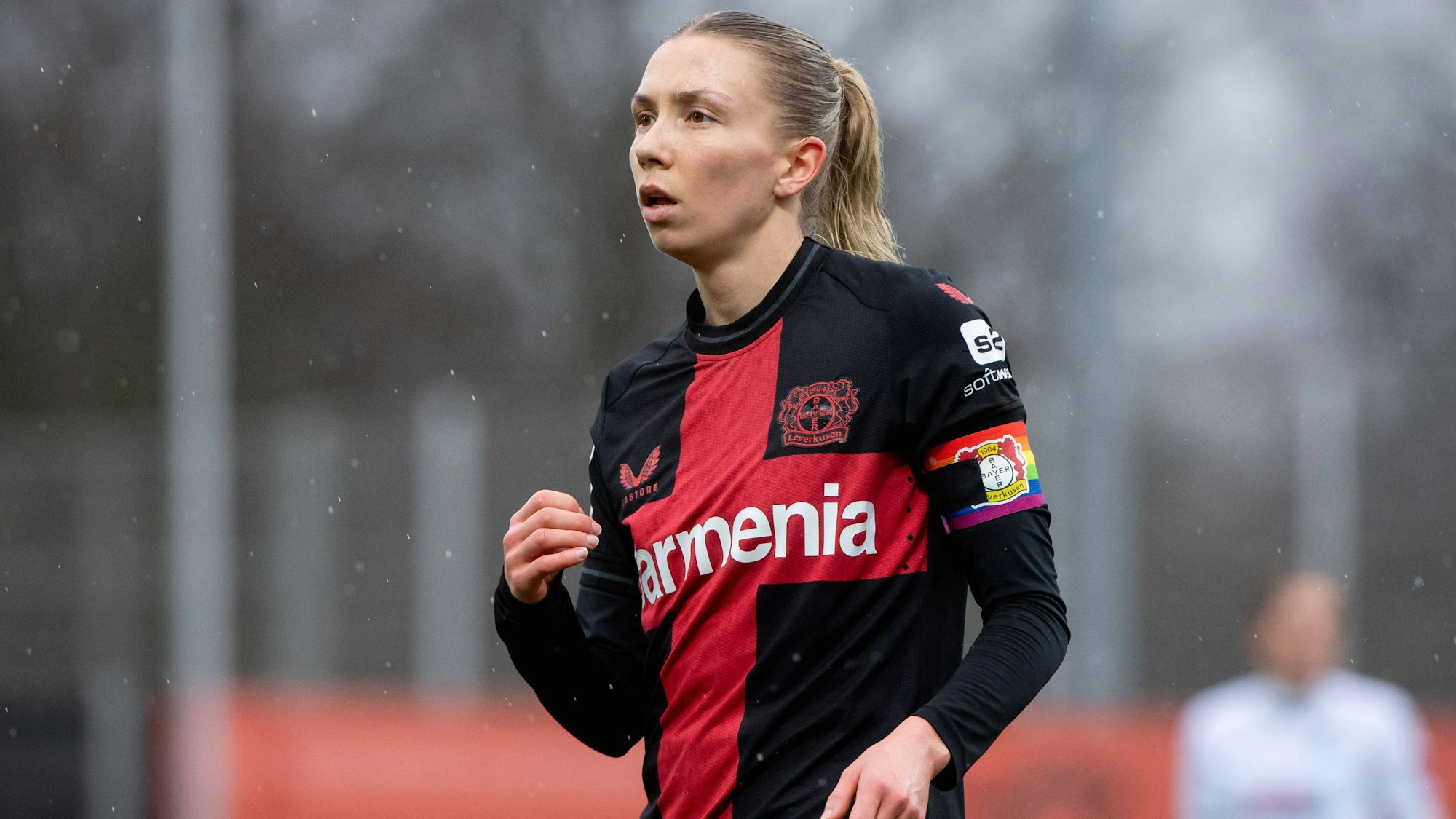 Elisa Senß Bayer 04 Leverkusen, 06, GER, Bayer 04 Leverkusen vs TSG 1899 Hoffenheim, Fussball Google Pixel Frauen Bundesliga, 14. Spieltag, Saison 2023/2024, 18.02.2024 DFB regulations prohibit any use of photographs as image sequences and/or quasi-video GER, Bayer 04 Leverkusen vs TSG 1899 Hoffenheim, Fussball Google Pixel Frauen Bundesliga, 14. Spieltag, Saison 2023/2024, 18.02.2024 Leverkusen *** Elisa Senß Bayer 04 Leverkusen, 06 , GER, Bayer 04 Leverkusen vs TSG 1899 Hoffenheim, Fußball Google Pixel Frauen Bundesliga, 14 Spieltag, Saison 2023 2024, 18 02 2024 DFB regulations prohibit any use of photographs as image sequences and or quasi video GER, Bayer 04 Leverkusen vs TSG 1899 Hoffenheim, Fussball Google Pixel Frauen Bundesliga, 14 Spieltag, Saison 2023 2024, 18 02 2024 Leverkusen Copyright: xEibner-Pressefoto/Memmlerx EP_MMR