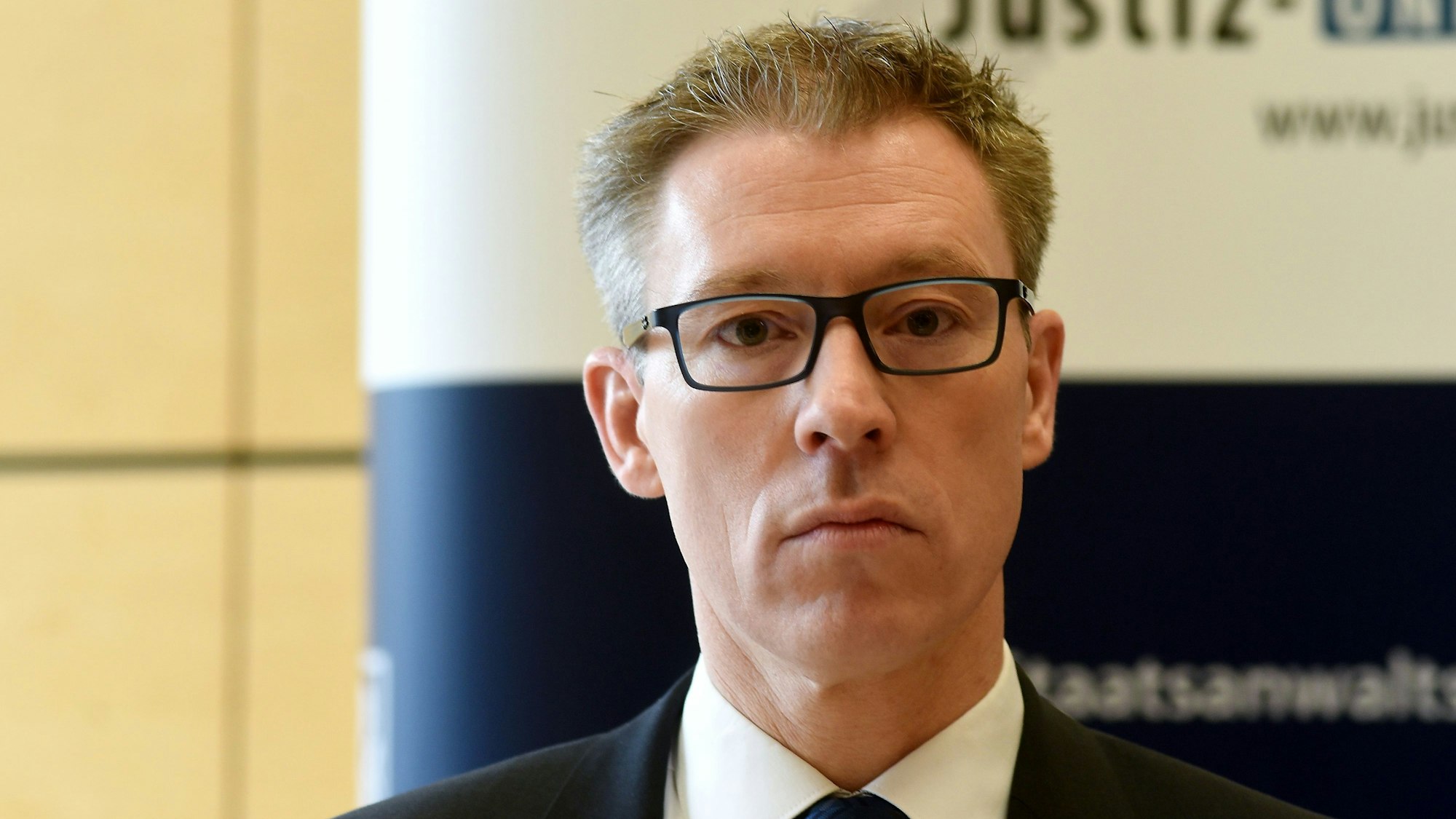 Der Kölner Oberstaatsanwalt Bastian Blaut führte die Ermittlungen.