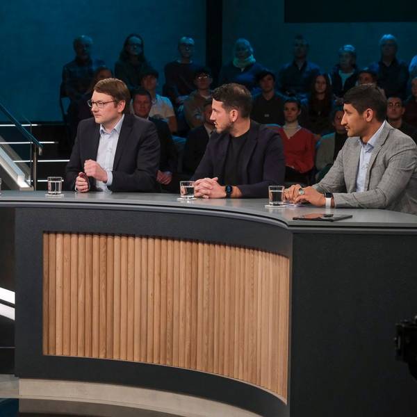 Louis Klamroth (v.l.n.r.), Hans Reichhart, Özgür Özvatan und Arif Abdullah Haidary bei „Hart aber fair“.
