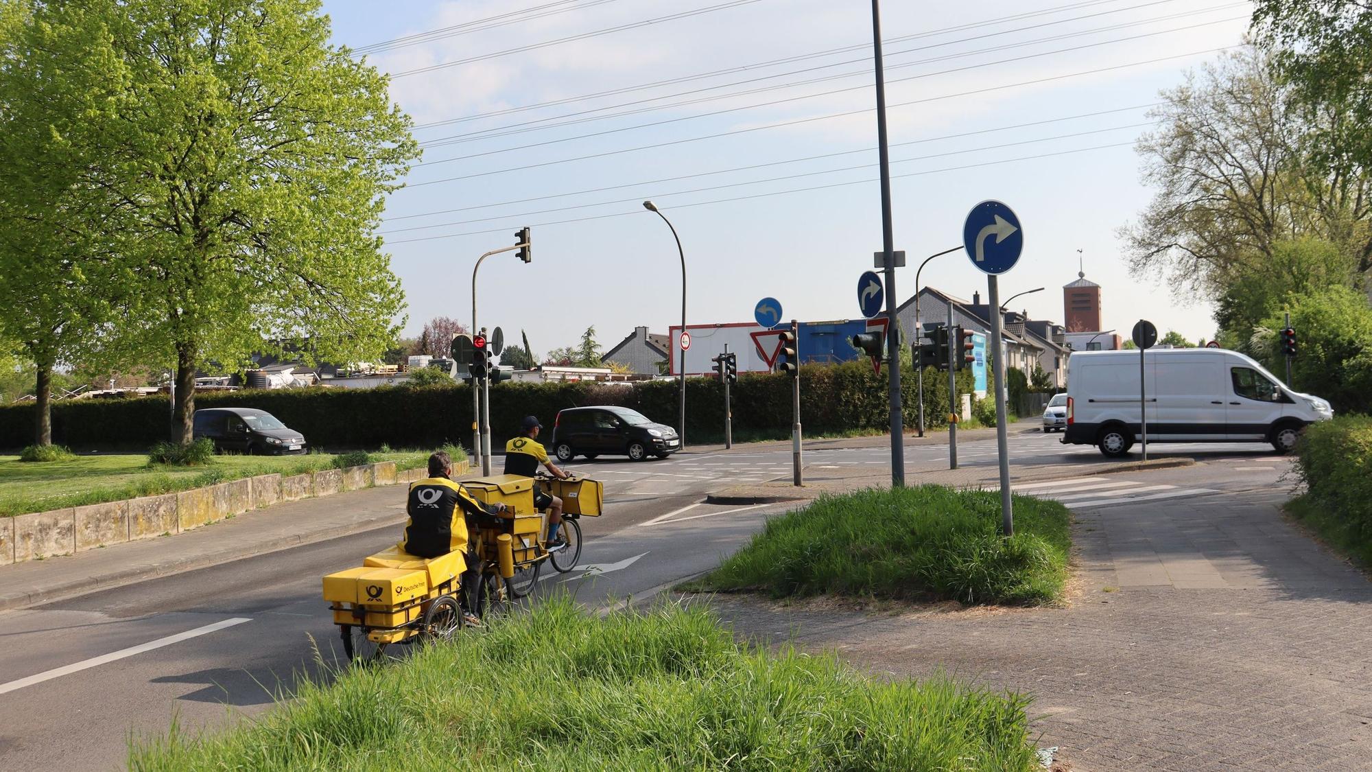 Blick auf einen Kreisverkehr