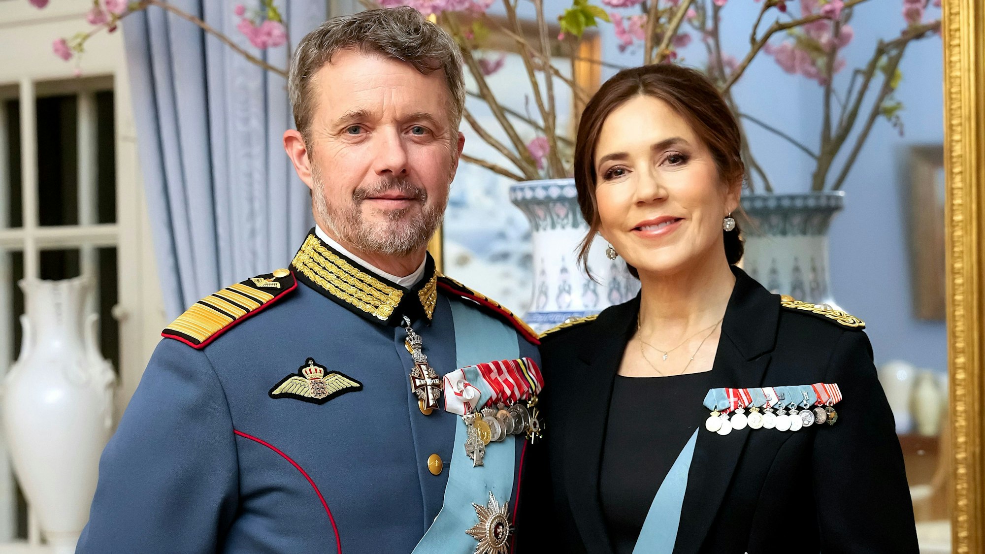 Frederik & Mary von Dänemark auf dem neuen Porträtbild.