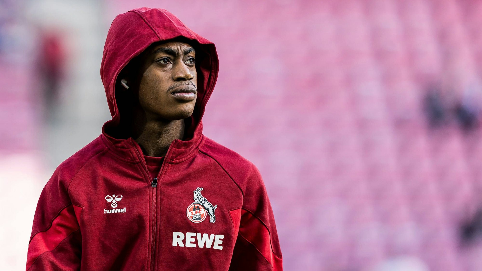 Justin Diehl spielt seit seiner Kindheit für den 1. FC Köln, doch seinen Durchbruch im Profifußball will er beim VfB Stuttgart schaffen.