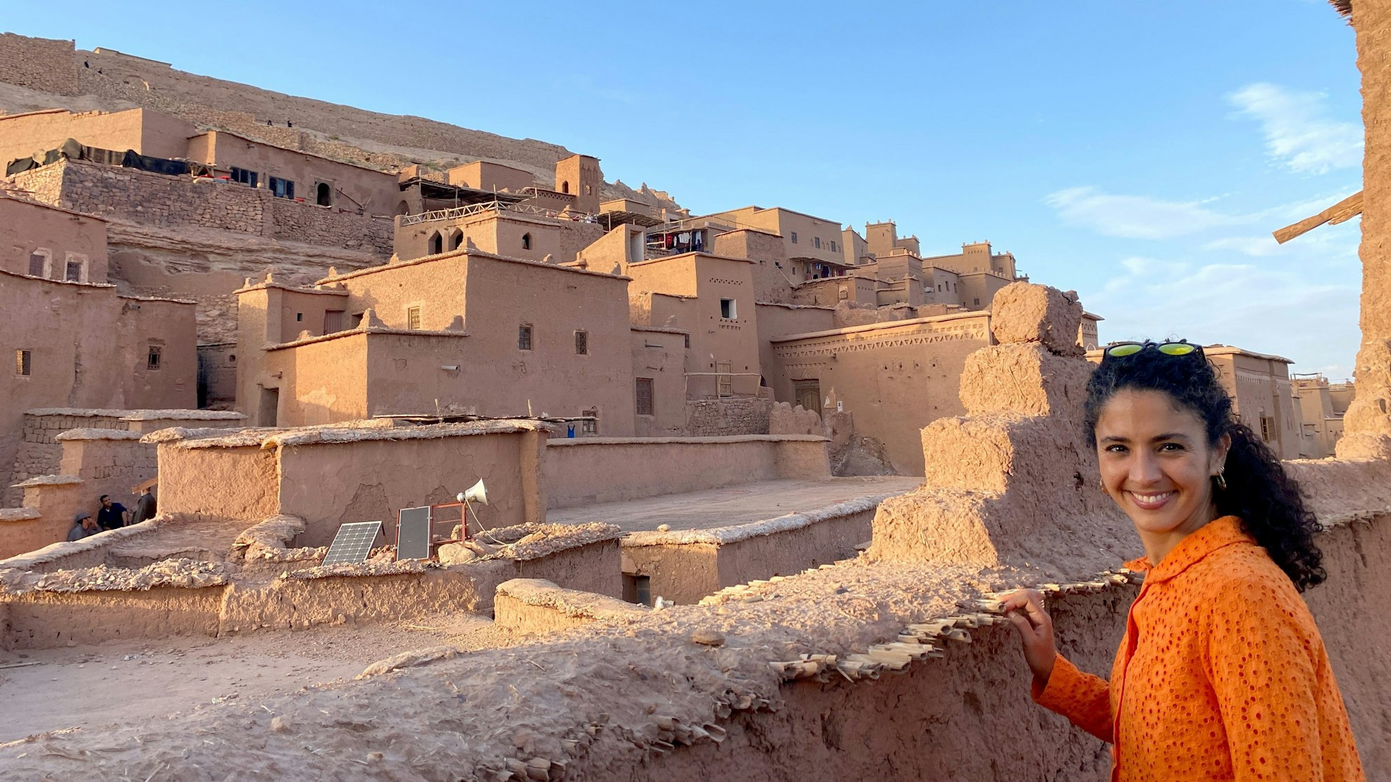 WDR-Moderatorin Siham El-Maimouni in Marokko.