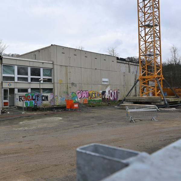 Das Foto zeigt die Bauarbeiten am Kürtener Schulzentrum